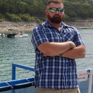 Meet your Posher, Noe